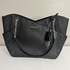 Michael Kors Signature Jet Set Black Large Chain Tote Shoulder Bag Travel